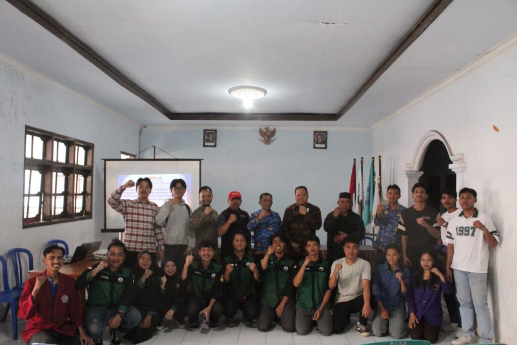 PPK Ormawa UMM Hadir di Desa Bocek: Integrasi Teknologi Augmentarium dan Konservasi Parasitoid untuk Jeruk Sehat